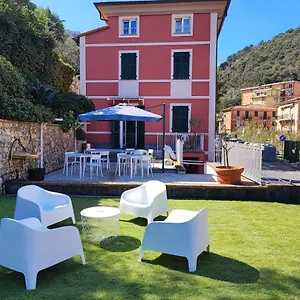  Affittacamere La Pomella Italia